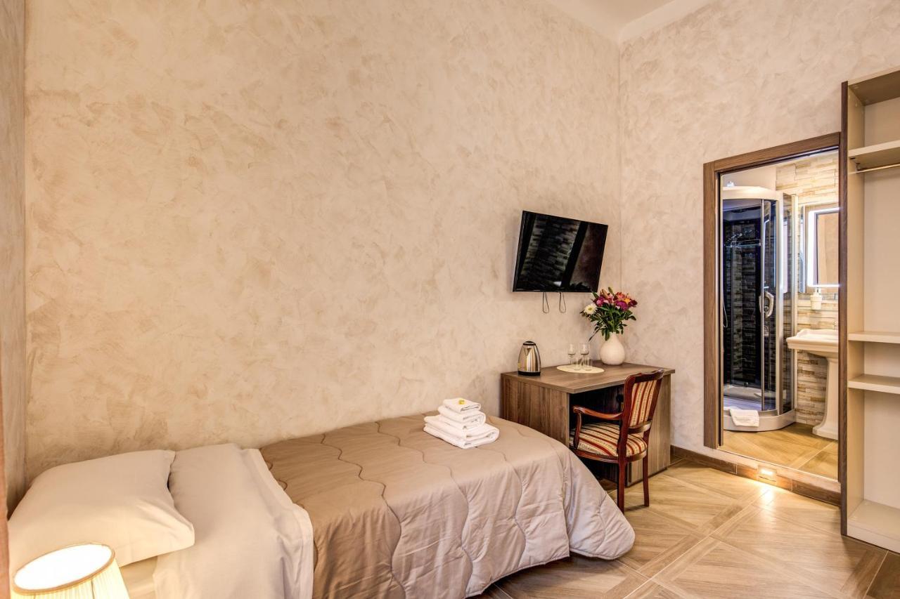 Amici Guesthouse Rom Exterior foto