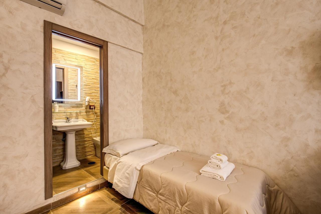 Amici Guesthouse Rom Exterior foto